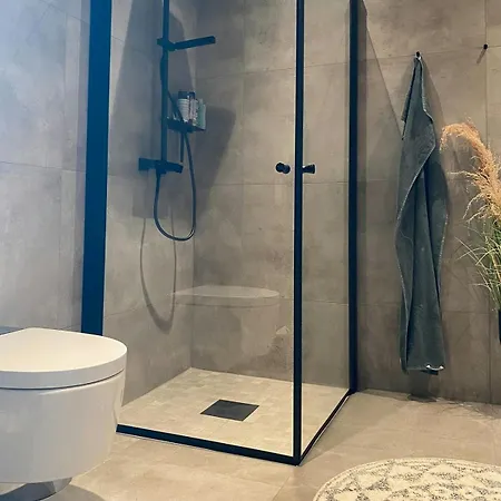 Modern In With Mountain Views בית נופש *