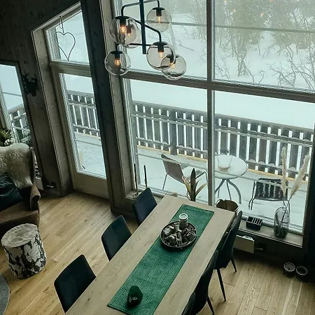 Modern In With Mountain Views Prázdninový dům